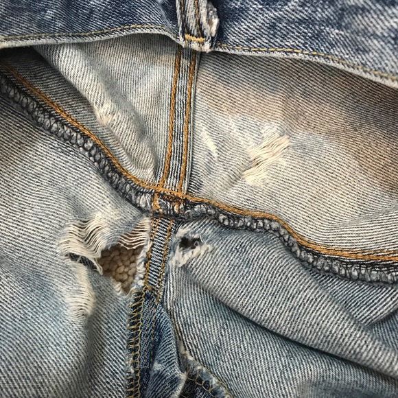 Levi’s Button Fly 501 Jeans - Picture 9 of 11